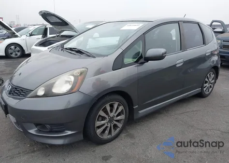2013 Honda Fit Sport z USA, uszkodzony, nr VIN JHMGE8H67DC027092